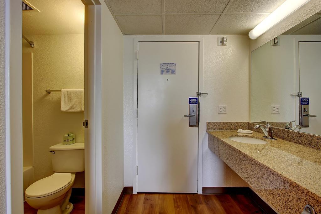 Motel 6-York, Pa - North Exterior photo