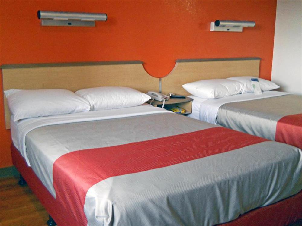 Motel 6-York, Pa - North Room photo