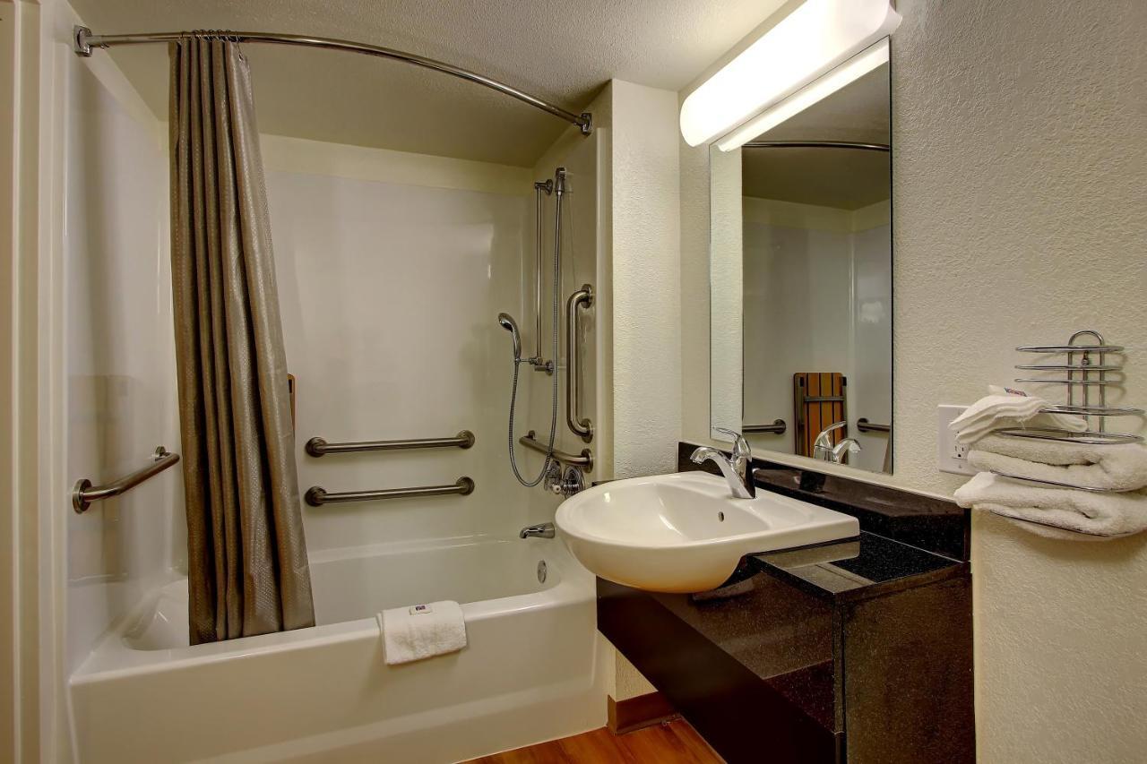 Motel 6-York, Pa - North Room photo