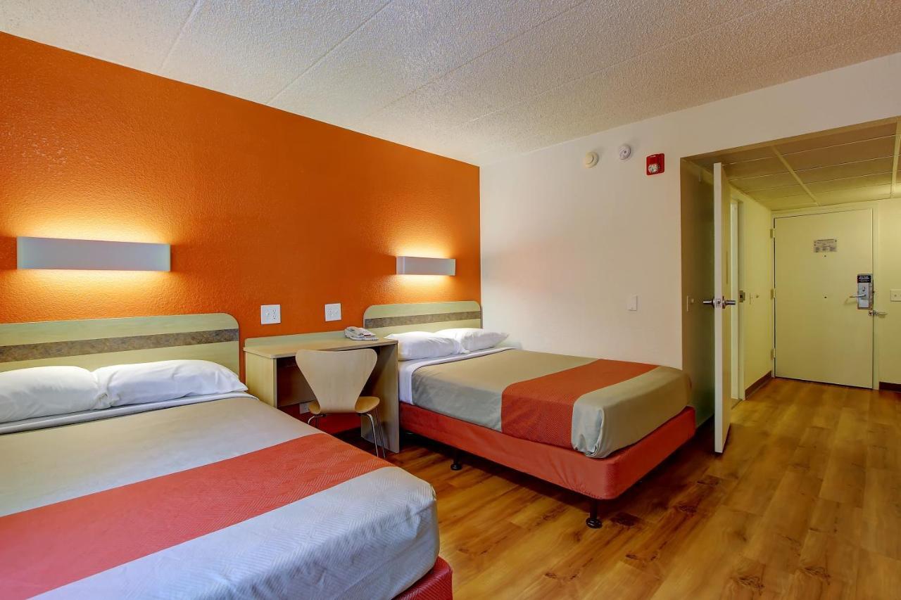 Motel 6-York, Pa - North Room photo